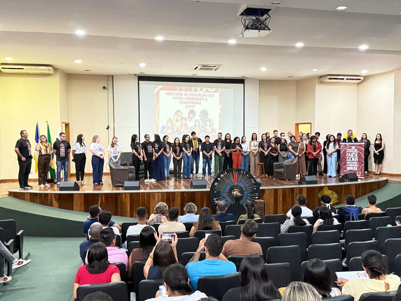 Secretaria da Educação reúne gestores das 96 escolas estaduais indígenas em formação voltada à valorização dos saberes ancestrais